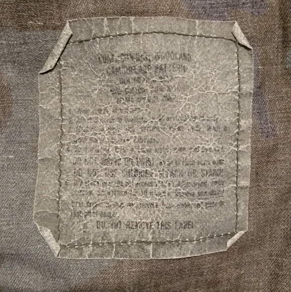 US Marines Woodland Camouflage Flak Jacket - Picture 5 of 5